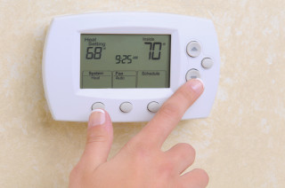 Priority Health_Health Conditions_Sleep Wellness_Bedroom Musts_Thermostat