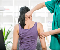Chiropractor vs. Massage – Which is Better for Back Pain Relief?