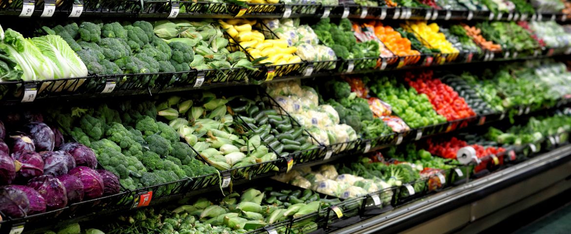 8 Money Saving Tips to Stock Up on Healthy Food