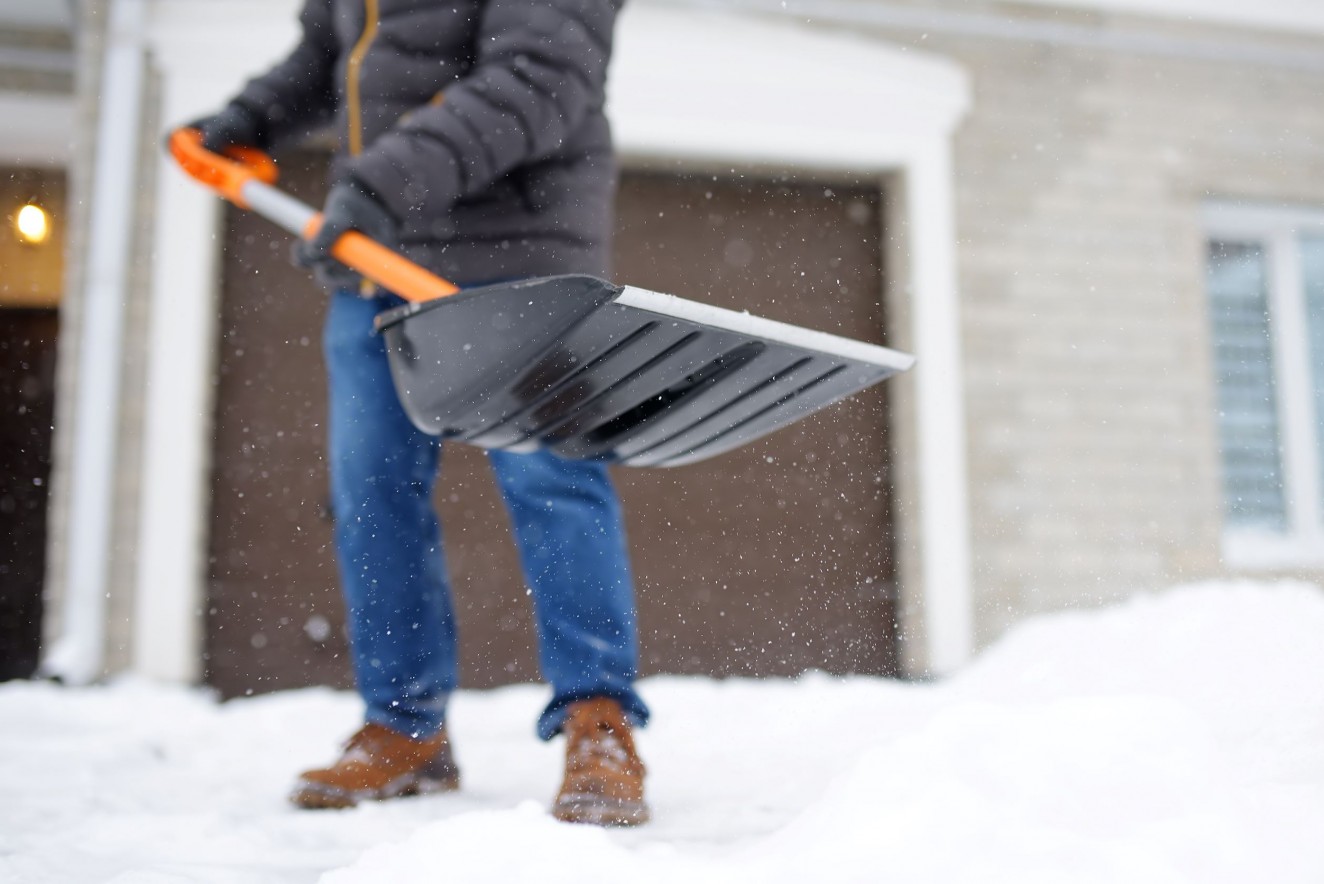 Shoveling tips for a safe, snowy